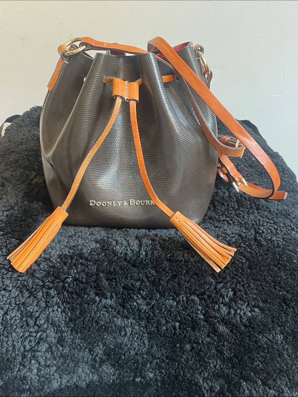 Dooney & Bourke vintage leather bucket bag